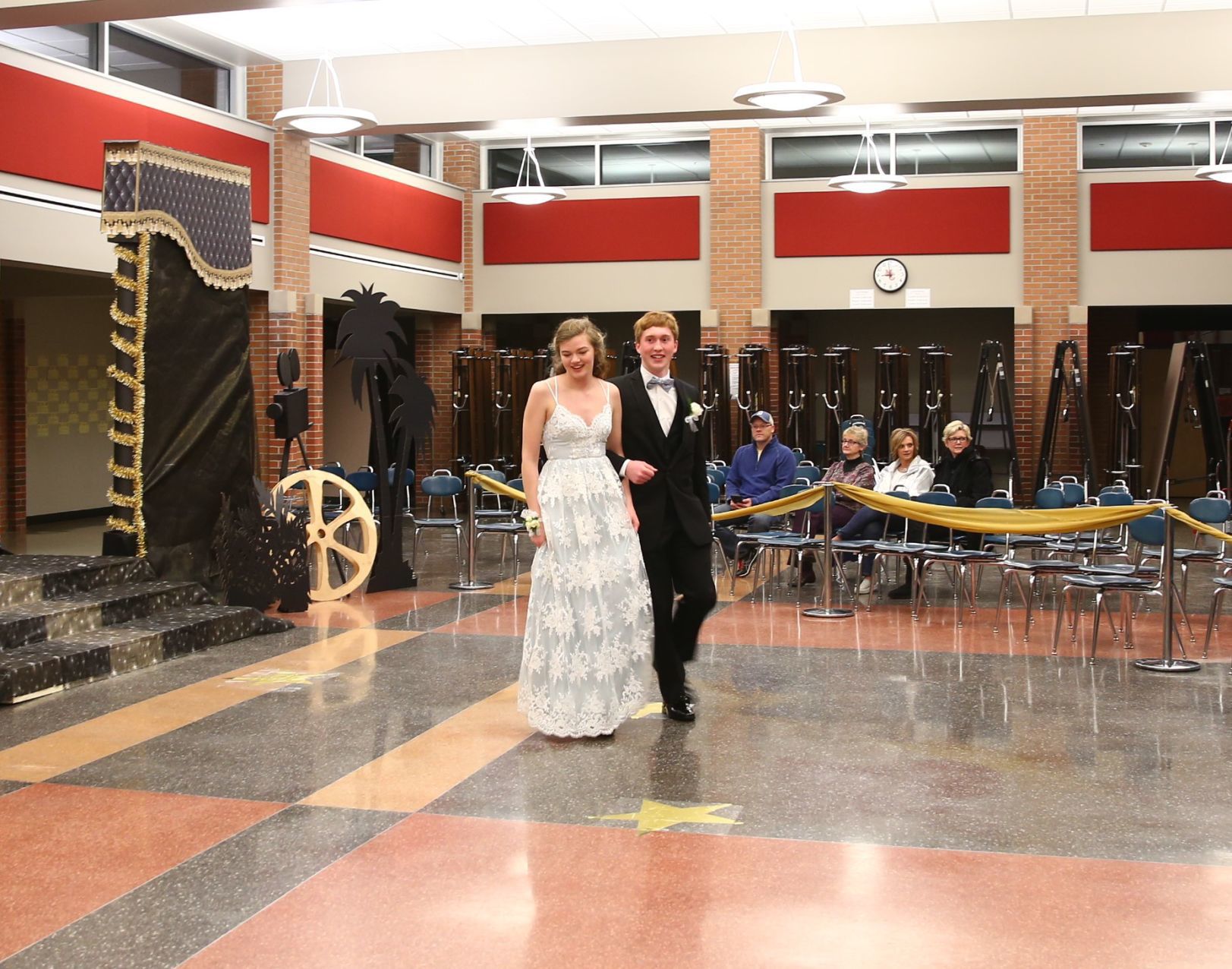 MC Prom 2018 (66).JPG